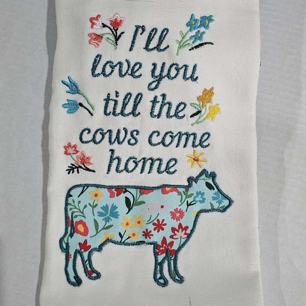 Animals Kitchen Towels Set of 2 The Pioneer Woman Cottage Core Cows 🐄🐄 Love 🥰